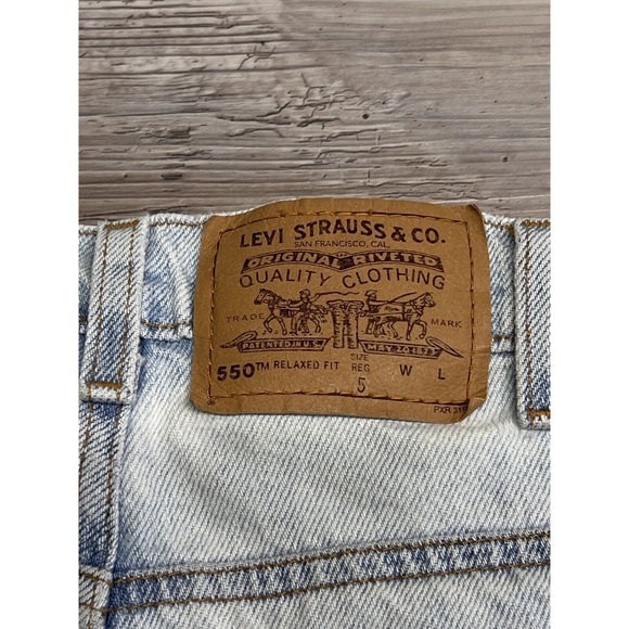 Vintage Levis 550 Boys Sz 5 Denim Jean‎ Shorts Light Wash Relaxed Fit Distressed - Picture 6 of 13